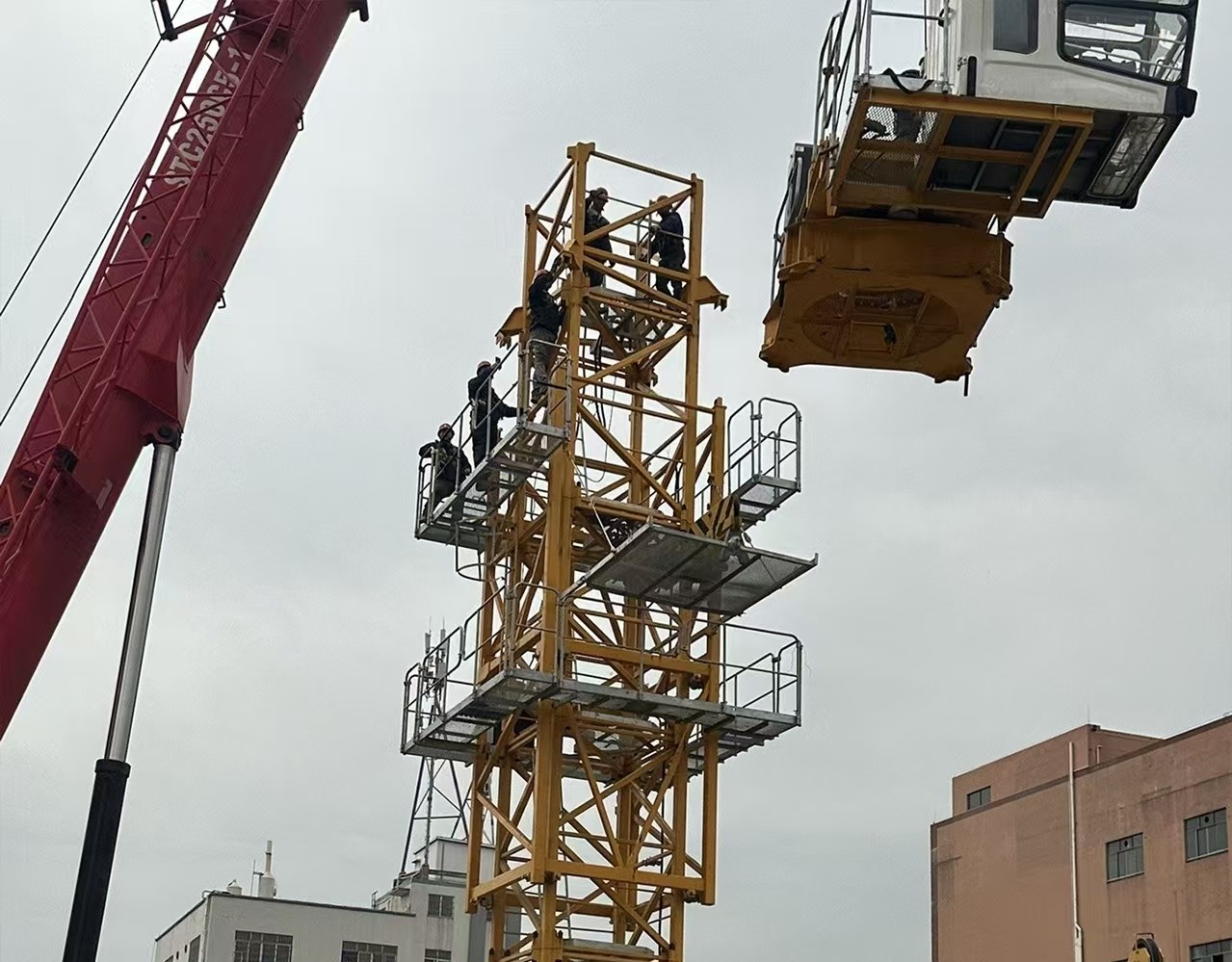 Topkit Tower Crane Installation